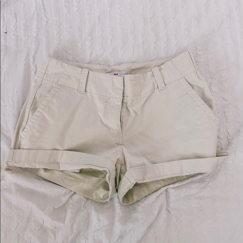 COPY - Vineyard Vines khaki shorts